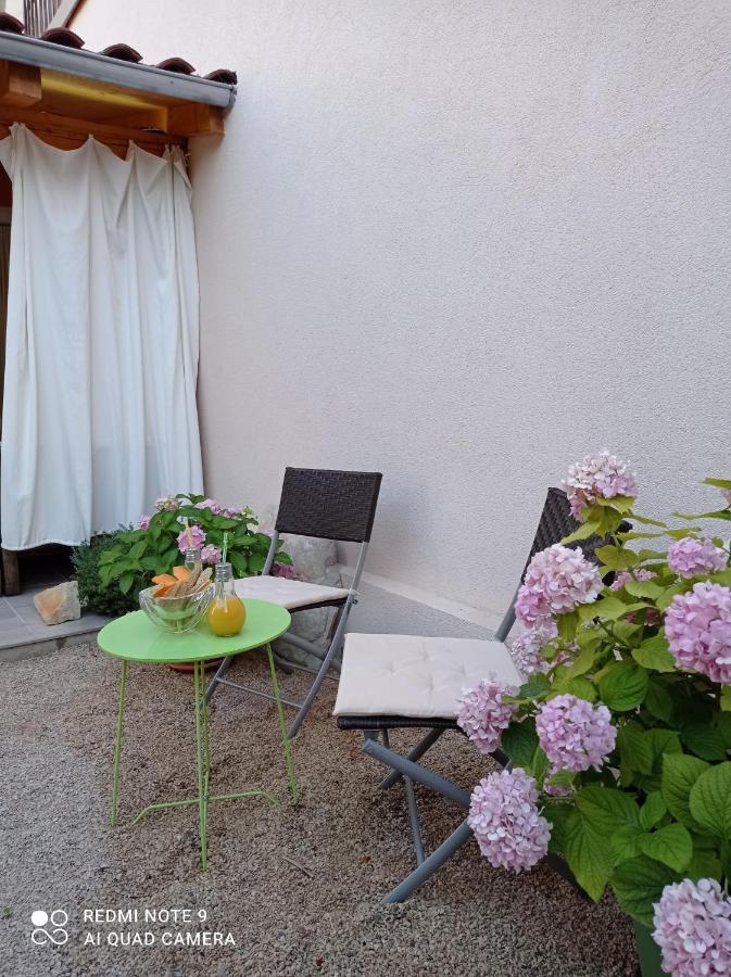 Kuca Za Odmor Eni **** Villa Šibenik Exterior foto