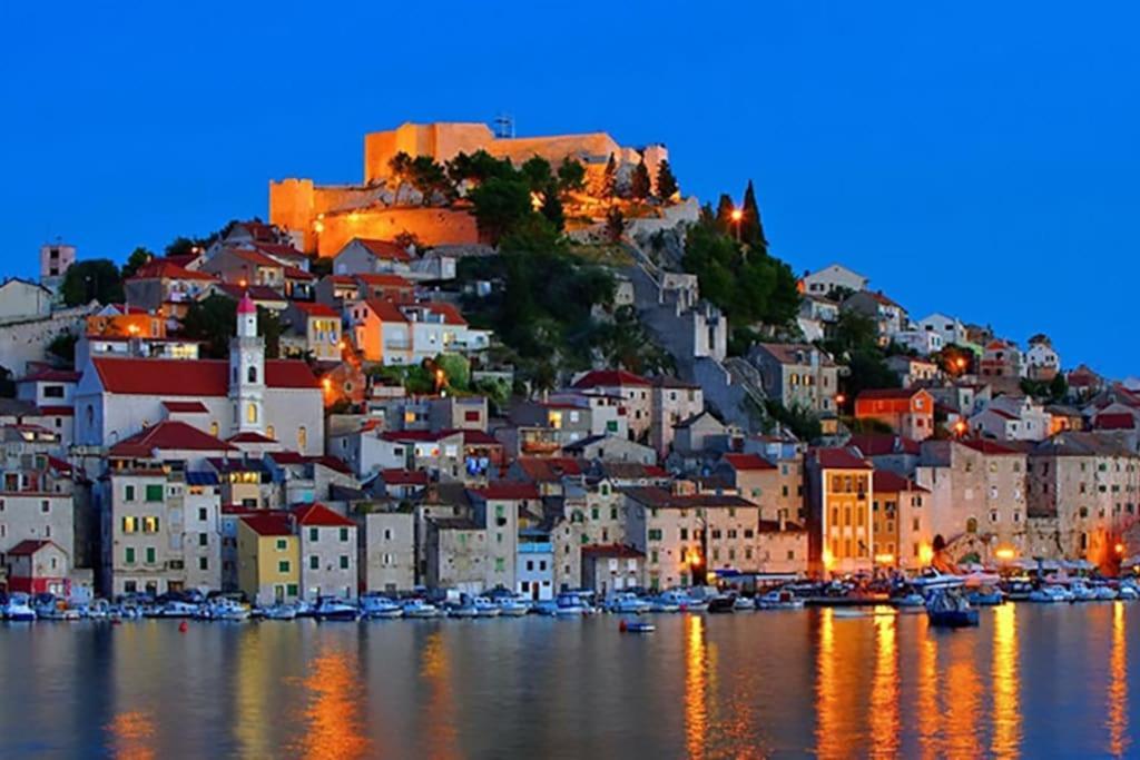 Kuca Za Odmor Eni **** Villa Šibenik Exterior foto
